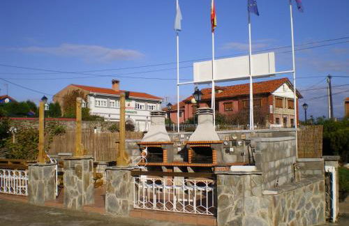 BAÑUGUES TURISMO S.L. - Foto 2