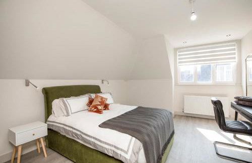 Luxury 3 Bedroom Flat 5 min to tube station - Foto 16