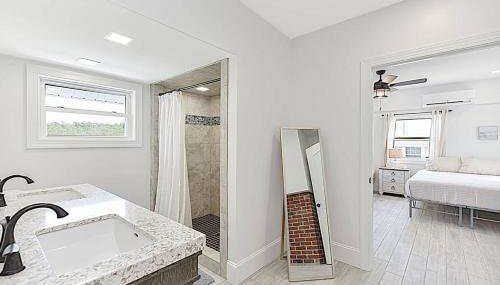 Shipwrecked on Shell Hill 2 Waterfront Houses - Foto 3