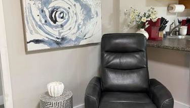 Spacious 1 Bedroom Close to Everything 4 - Foto 3