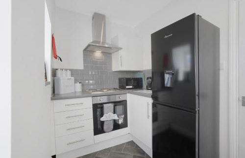 NEW! 2BR in West Terrace, Sleeps 4 - Foto 41