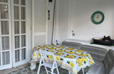 channel house - Photo 4