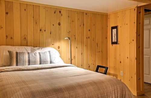 Berkshires Home on 11 Acres with Pond and 2 Fire Pits! - Foto 20