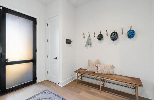 South Austin Pool & Sauna 4BR w Firepit & Playroom - Foto 9