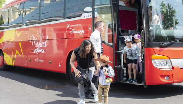 Llegando a Disneyland® París para pasarlo en grande