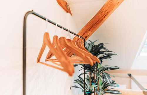 Spacious Penthouse with AC and Free Parking Steps Away From the Central Station - Foto 26