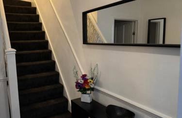 Welcome to This Newly renovated 4 bedroom cozy & charming home in Dagenham, East London - Foto 6