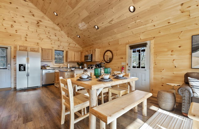 Parkway Paradise w Private Hot Tub - Foto 14