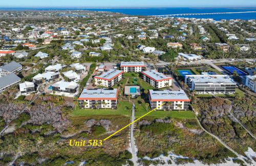 1BR 3rd floor Sanibel condo with endless ocean views 5B3 - Photo 29