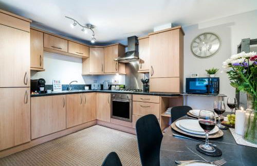 2BR Modern Flat With Free Parking - Foto 10