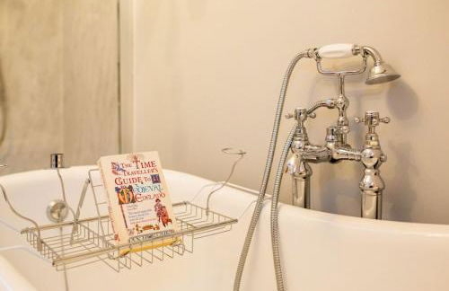 Charming 2 Bed House in Tewkesbury Centre - Foto 38