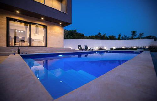 Royal Promons - heated pool - Foto 31