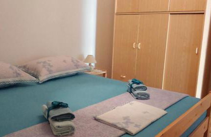 Apartments Neva - Photo 32