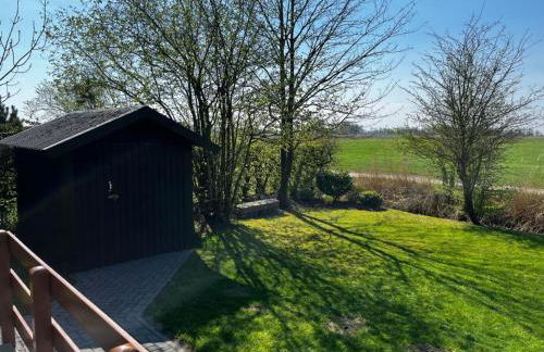 Nurdachhaus mit Blick ins Grüne- ruhige Lage nahe Yachthafen Fedderwardersiel - Foto 23