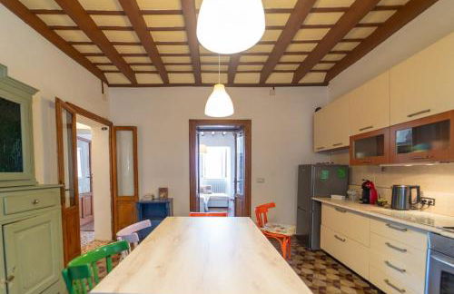 Vintage Home in the hamlet with lake view - Photo 10