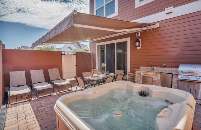 5 BR 6 BA Villa 5min Disneyworld Hot Tub BBQ - Foto 23