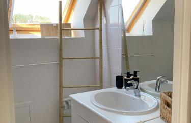 Les SARDINES BLEUES 2 à 4 vacanciers 2 chambres Terrasse Piscine dans résidence - Foto 8