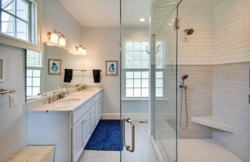 Bayfront White Stone Escape w/ Private Beach! - Photo 14