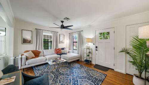 Next to Expo, 5 beds, Hot-tub, corn hole, pets! - Foto 2