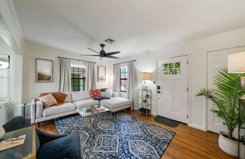 Next to Expo, 5 beds, Hot-tub, corn hole, pets! - Foto 2