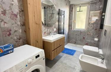 Monty's House - Photo 8