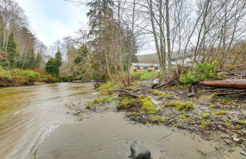 Walk to Beach Creek-Front Sekiu Home with Fire Pit! - Foto 22