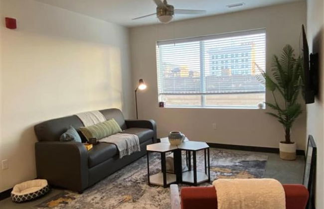 Atmosphere Lincoln - Photo 56