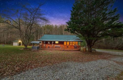 TNT II - Creek Front, Hot Tub, Fire Pit - Foto 43