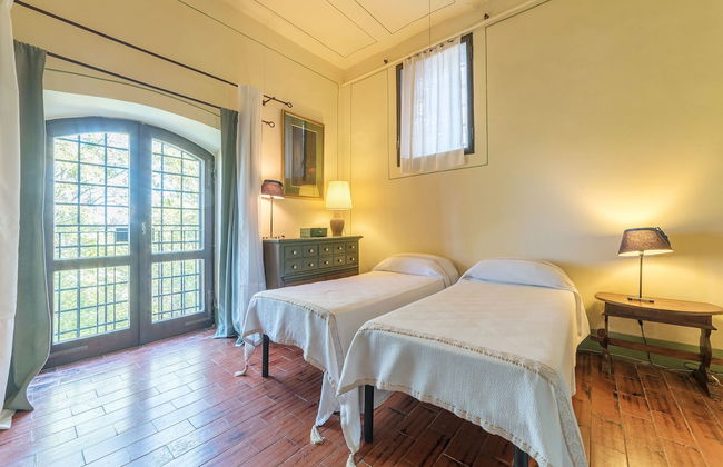 Bomarzo Ancient Villa - Photo 4