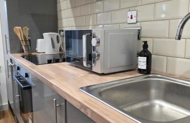 Central Kidderminster Studio Flat 4 - Foto 1