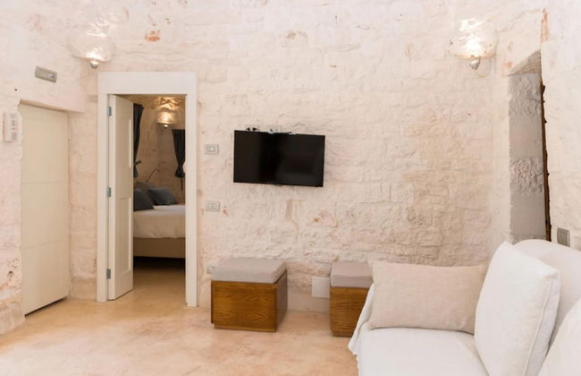 Luxury Trulli Terrarossa With Pool - Photo 10