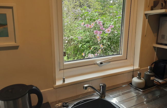 Tranquil Wood Cabin set in a Beautiful Orchard - Foto 2