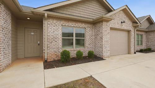 Stylish 2BR2BA Stay Open Layout - Foto 2