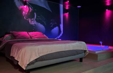 Red Room by Loveroomeo - Foto 2