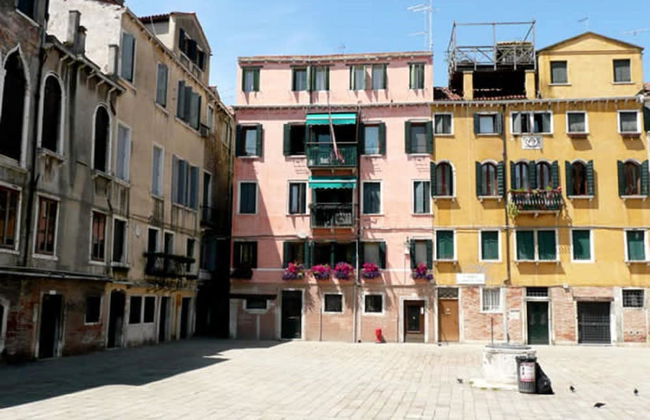 San Polo Canal View Apartments - Photo 5