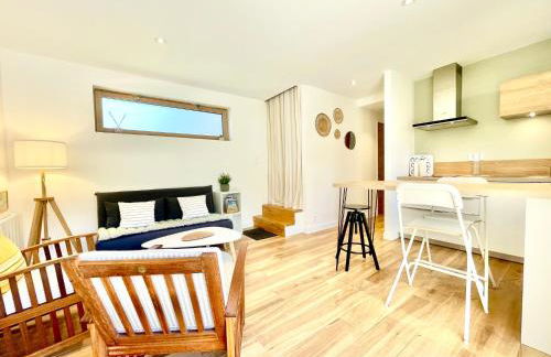 300 m Plage et Centre Ville - Parking Privatif et Gratuit sur Place - Terrasse Bois - Foto 24