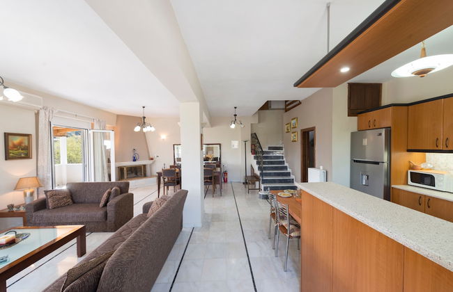 Kiriana Villa by LeaderStay - Photo 8