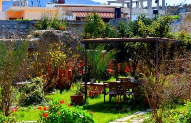 Picturesque Traditional Stone House - Foto 20