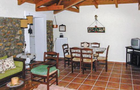 Awesome Home In Kamena Vourla - Foto 30