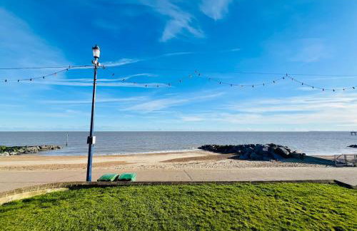 4-Bedroom House 5 mins to Beach & Parking - Foto 13