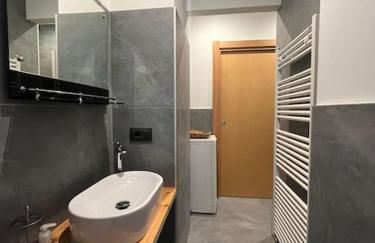 Neve monolocale, ottima posizione, posto auto. - Photo 15