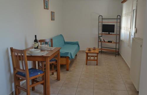 Epiphany Moudros Studio - Foto 6