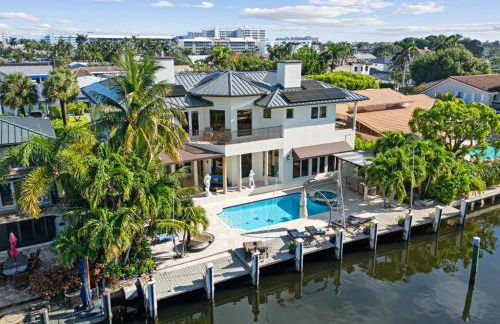 Near the Beach • Pool & Jacuzzi • Waterfront Villa - Foto 77