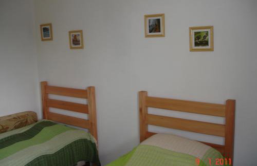 apartamento com linda sacada em direção ao mar - Foto 10