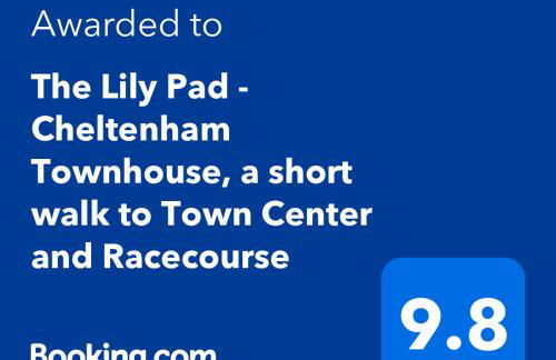 The Lily Pad - Boutique Townhouse, a short walk to Town Center and Racecourse - Photo 6