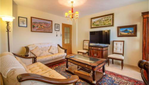 3 Bedroom Stunning Apartment In Calpe - Photo 4