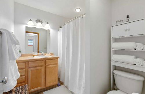 Heart of Bozeman Townhome with Patio Near MSU - Foto 20