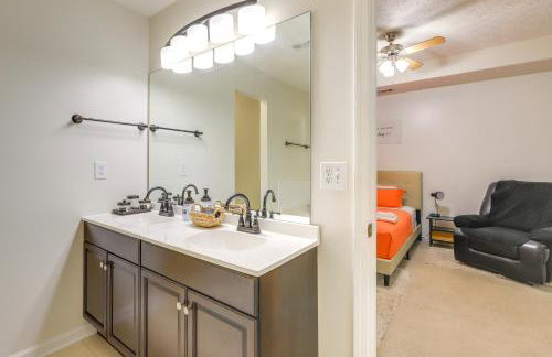 Home with Dog-Friendly Yard in Quiet Atlanta Suburb - Foto 13