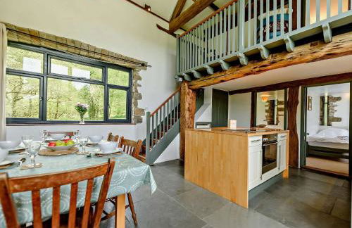 3 Bed in Cilycwm BN093 - Photo 6