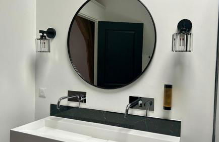 La suite Baroque jacuzzi au cœur du château de Boissettes - Foto 9